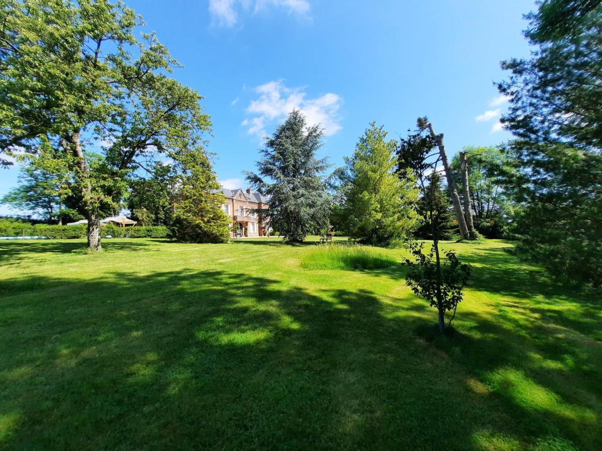 Bed and Breakfast Manoir Des Tuileries Du Buisson Вернёй-сюр-Авр Экстерьер фото
