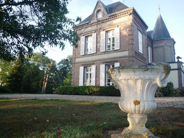 Bed and Breakfast Manoir Des Tuileries Du Buisson Вернёй-сюр-Авр Экстерьер фото