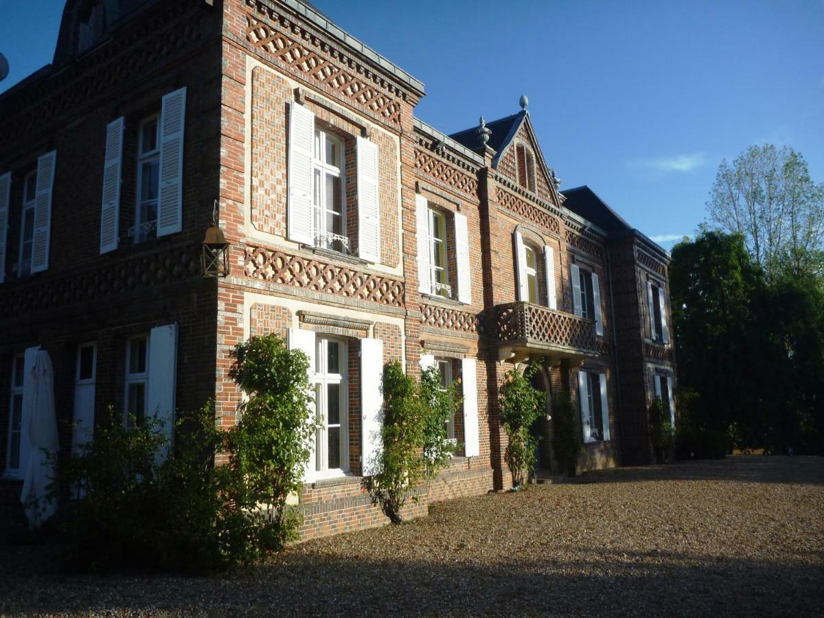 Bed and Breakfast Manoir Des Tuileries Du Buisson Вернёй-сюр-Авр Экстерьер фото