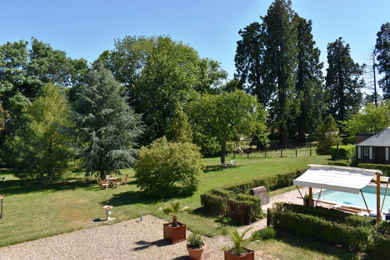 Bed and Breakfast Manoir Des Tuileries Du Buisson Вернёй-сюр-Авр Экстерьер фото